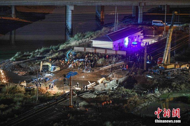 天津坍塌铁路桥已致8人死亡，天津铁路桥坍塌遇难者名单公布 国内 第1张